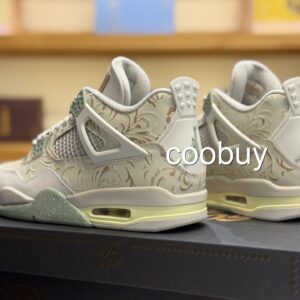 Replica Nike Air Jordan 4 Retro