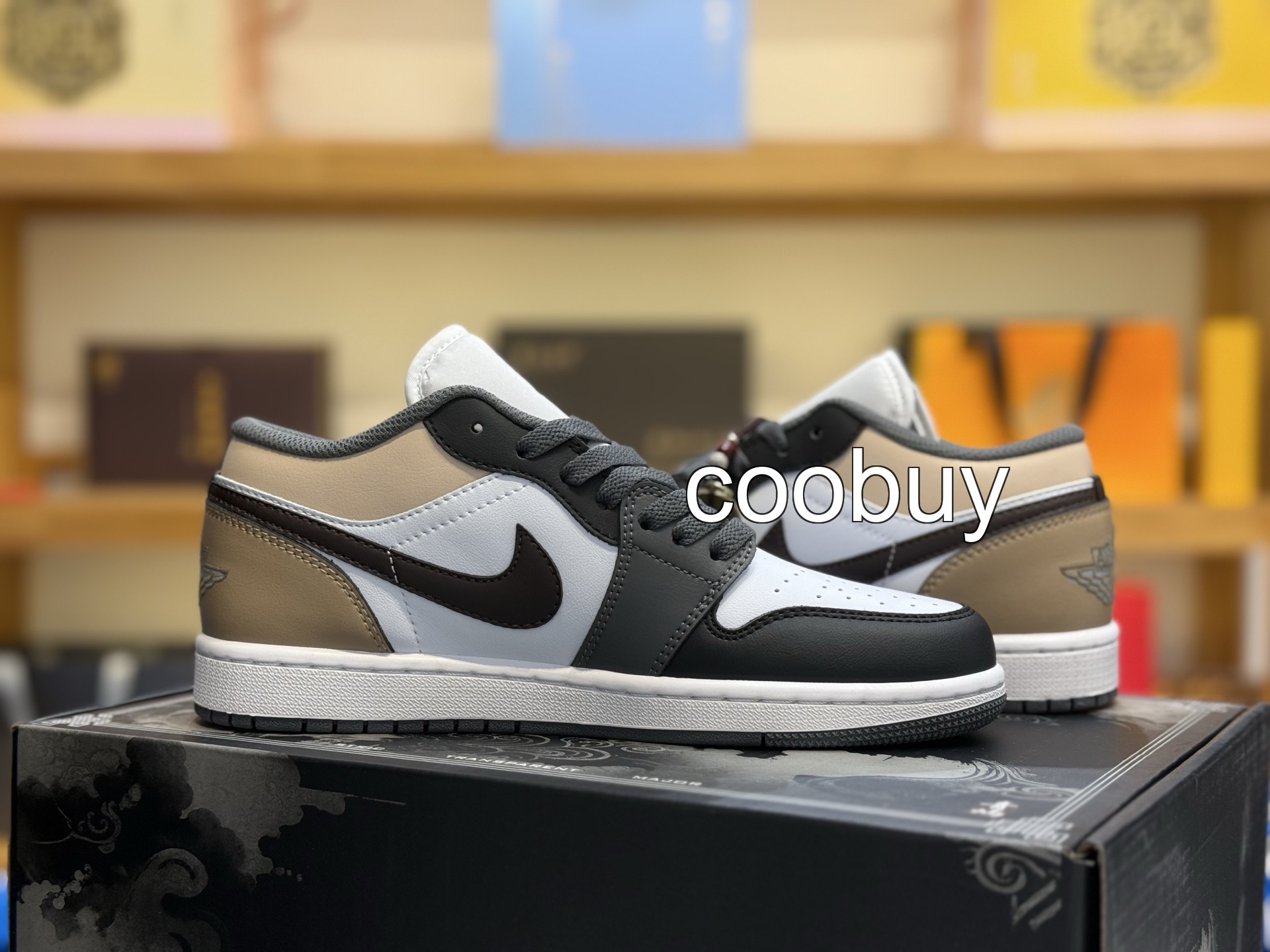 Replica fake trainers Nike Air Jordan 1 Low Horse Year - Image 6