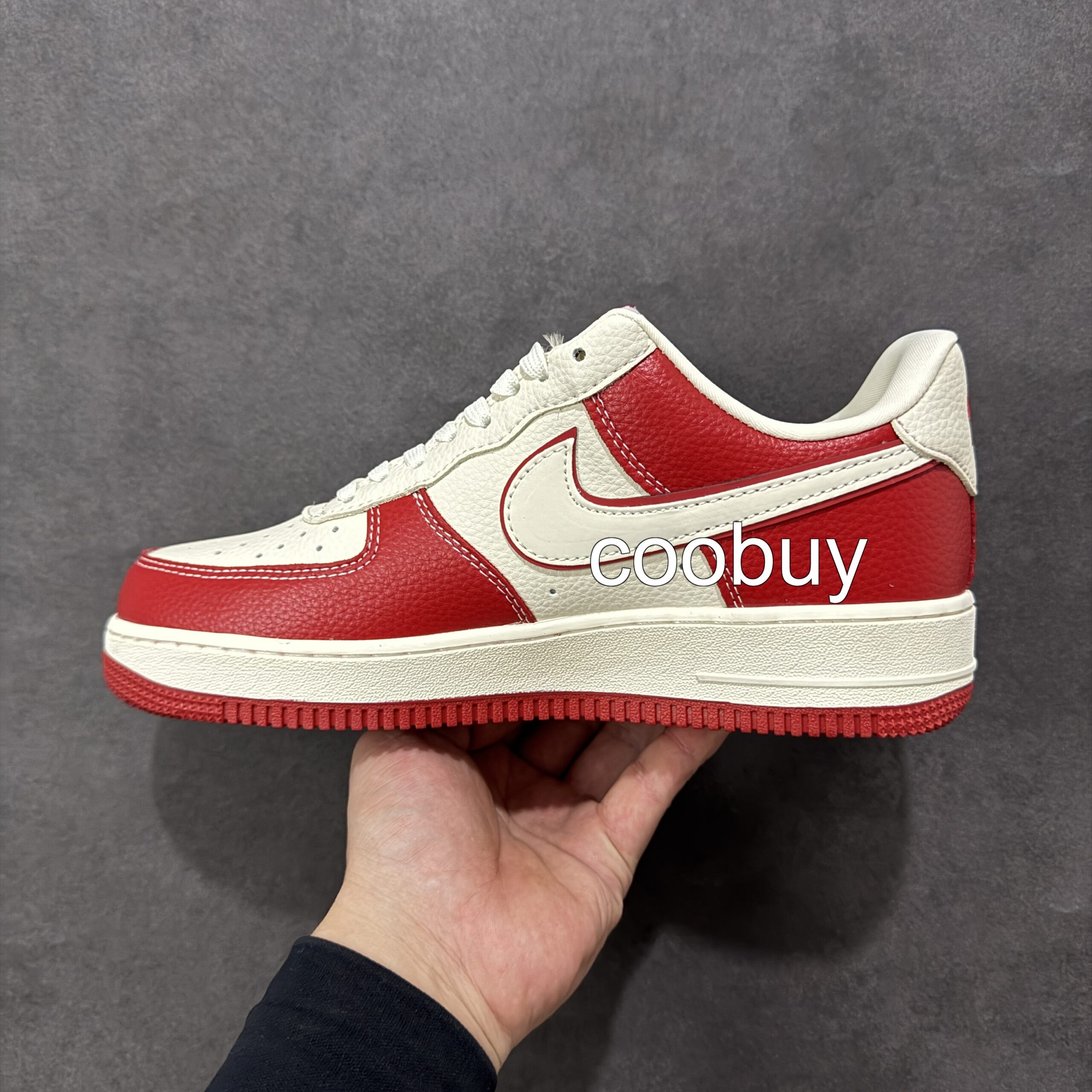 Replica discount nikes shoes Nike Air Force 1 07 Low Red Horse Year - Image 2