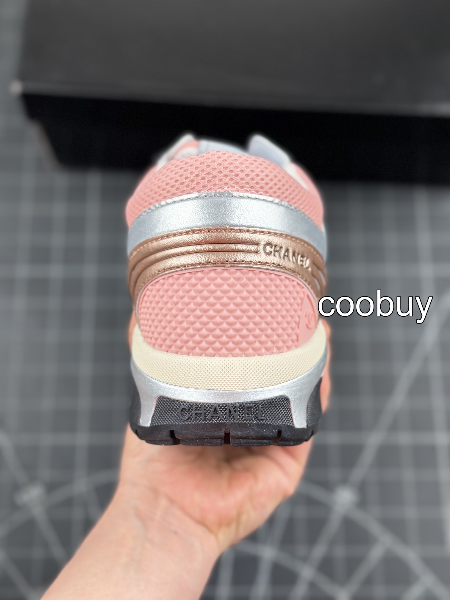 Replica chanel shoe box real vs fake Chanel Sneakers - Image 4