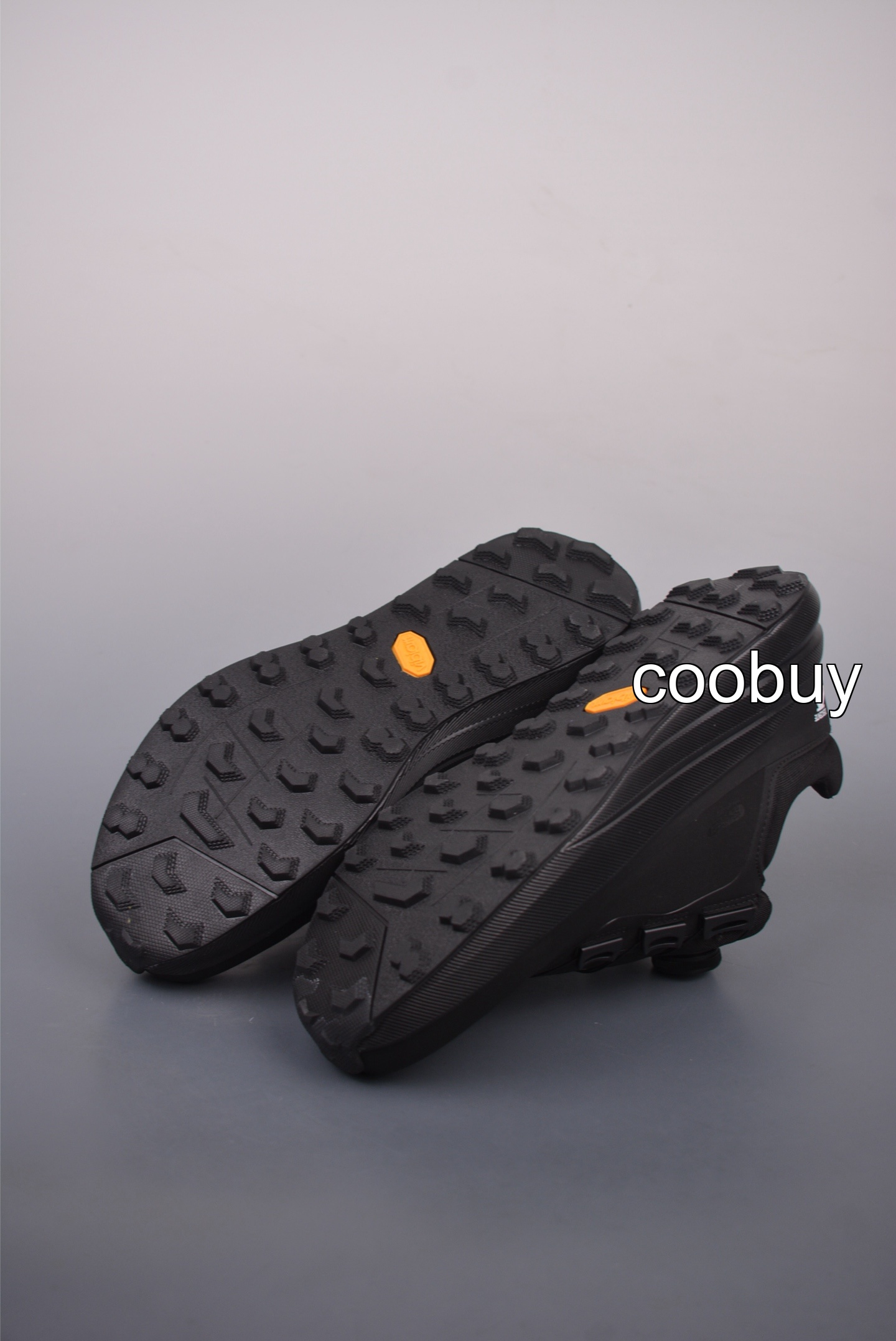 Replica fake nike Descente Running Shoes - Image 3