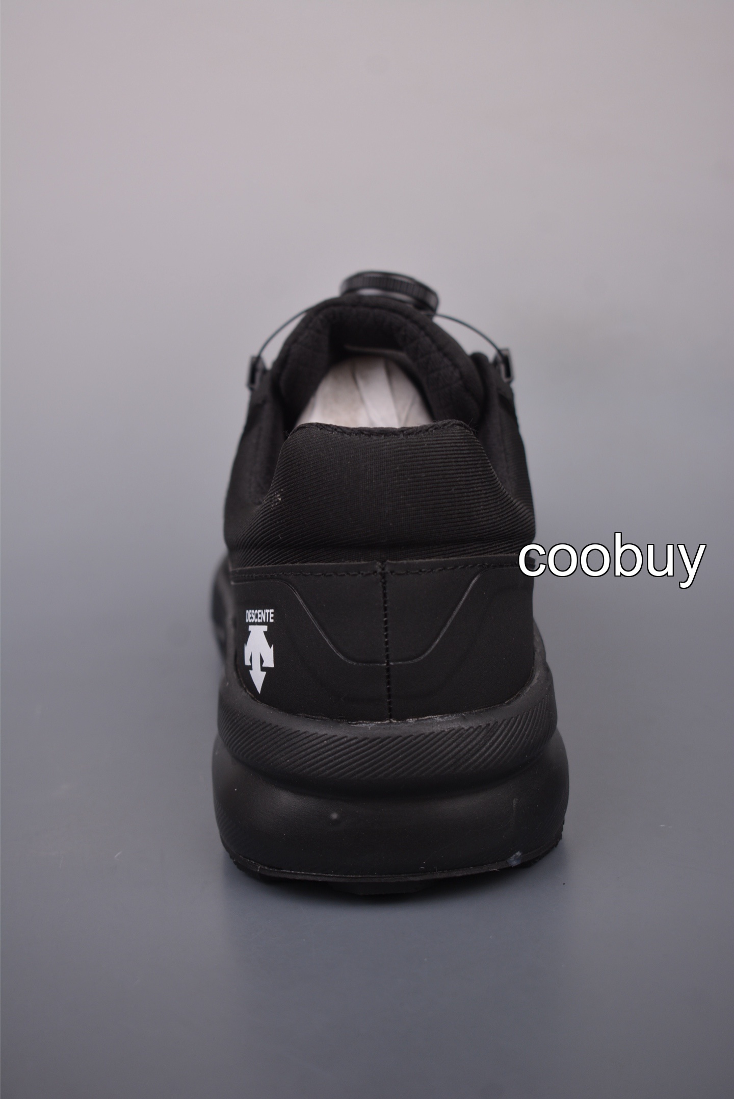 Replica fake nike Descente Running Shoes - Image 4