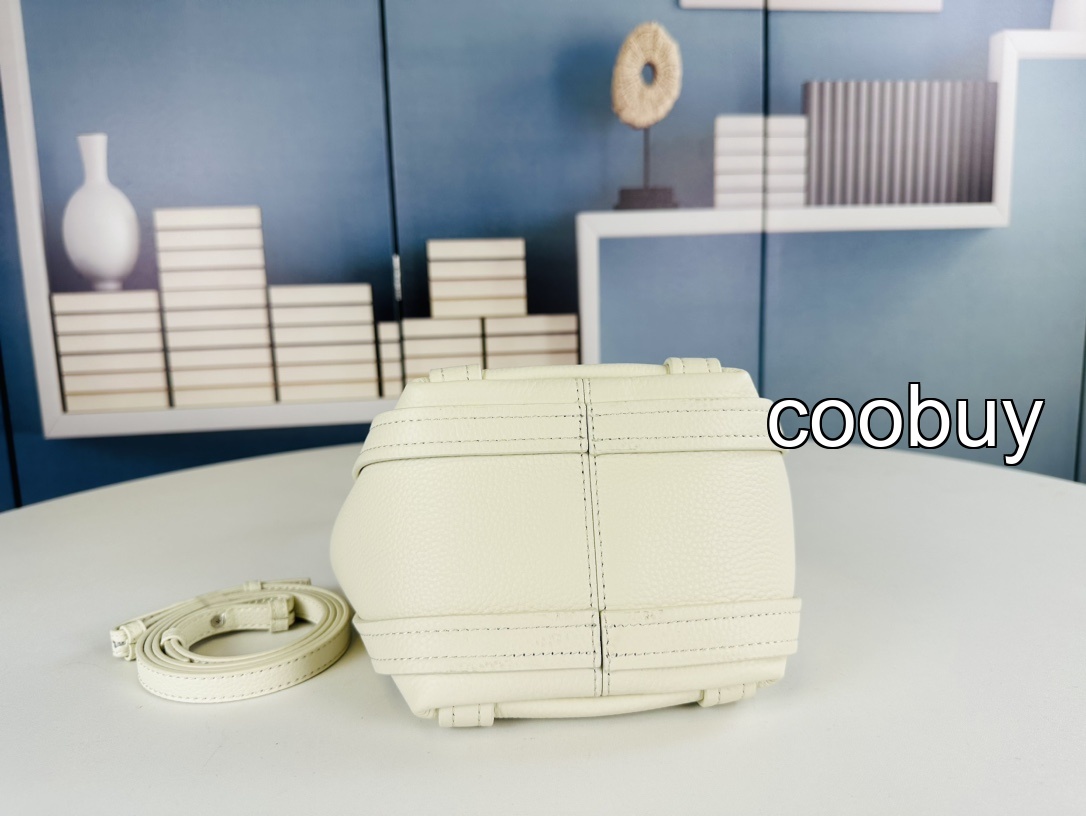 Replica fake coach bag Crossbody Bag Black - Image 6