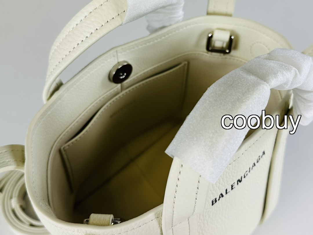 Replica fake coach bag Crossbody Bag Black - Image 7