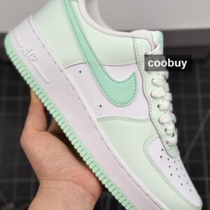 fake sneakers - Nike Air Force 1